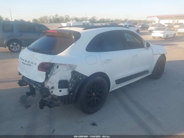 Porsche Macan Gts Image 3