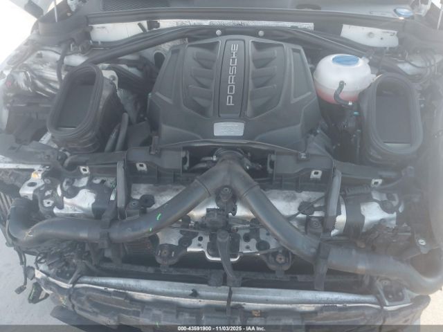 Porsche Macan Gts Image 12