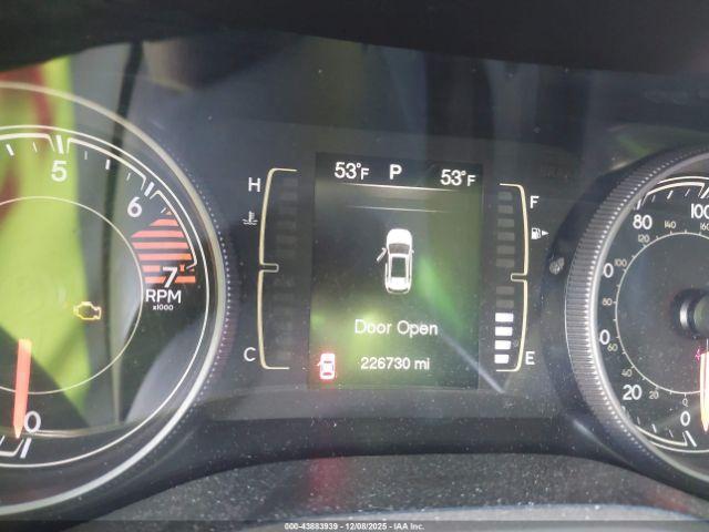 Jeep Cherokee Sport Fwd Image 3