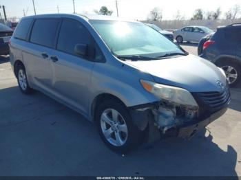  Salvage Toyota Sienna