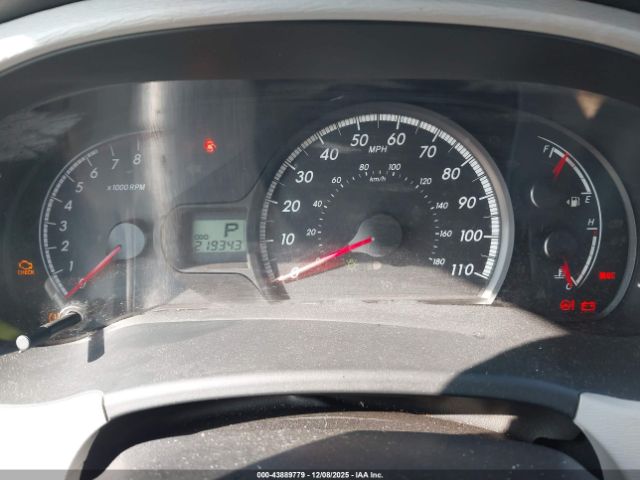 Toyota Sienna L V6 7 Passenger Image 16