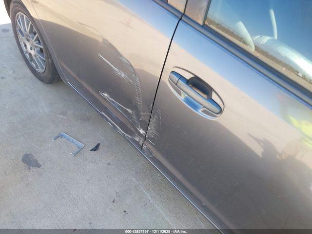 Toyota Prius Image 7