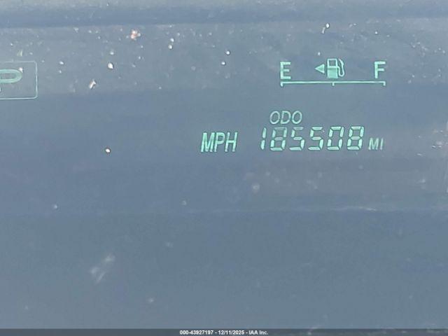 Toyota Prius Image 11