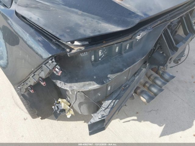 Chevrolet Corvette Stingray Image 11