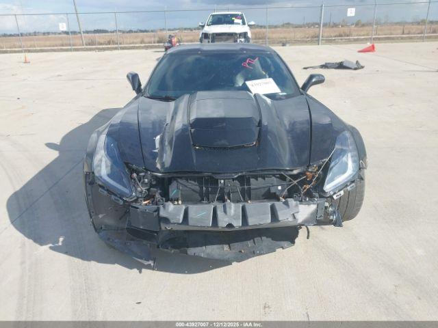 Chevrolet Corvette Stingray Image 12