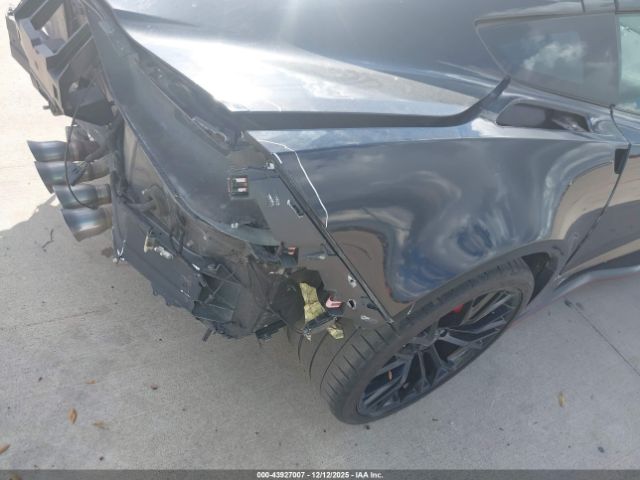 Chevrolet Corvette Stingray Image 13