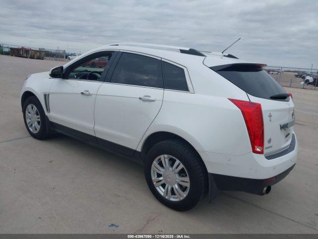 Cadillac SRX Luxury Collection Image 5