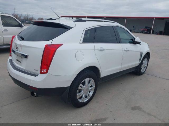 Cadillac SRX Luxury Collection Image 8