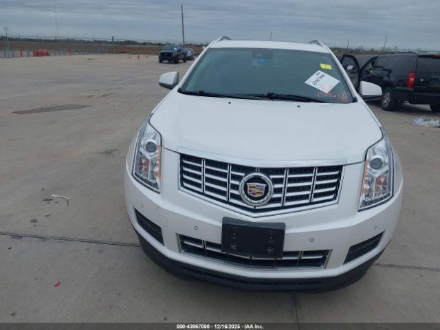 Cadillac SRX Luxury Collection Image 9