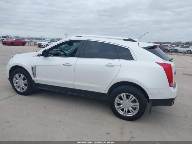 Cadillac SRX Luxury Collection Image 15