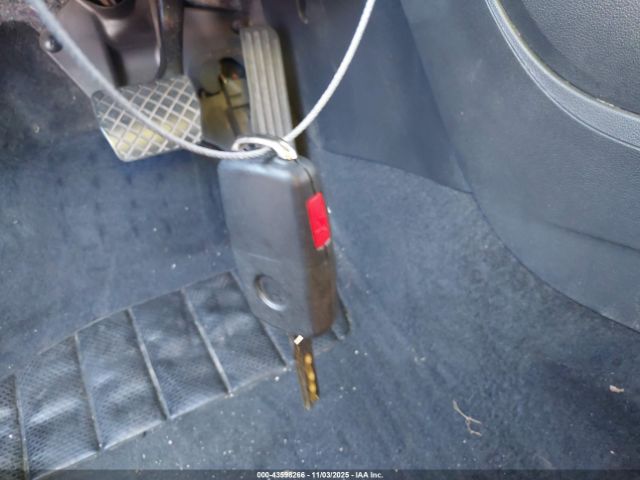 Volkswagen Beetle 2.5l Entry Image 14