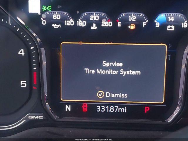 General Motors Sierra 2500HD 4wd  Standard Bed Denali Image 16