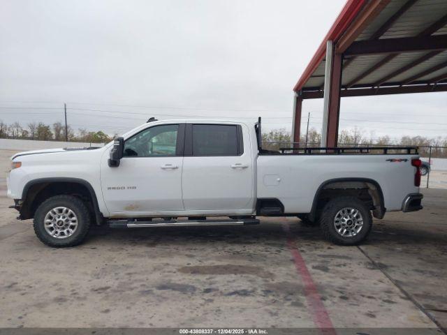 Chevrolet Silverado 2500 4wd  Long Bed Lt Image 15