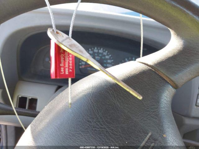 Nissan Frontier Image 8