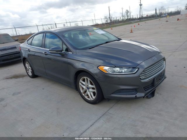 Ford Fusion Se Image 1