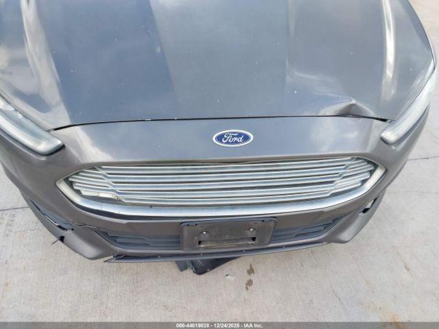 Ford Fusion Se Image 3