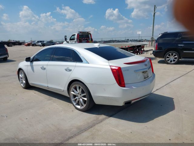 Cadillac XTS Premium Collection Image 10