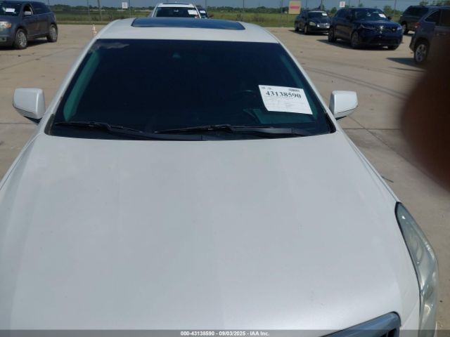 Cadillac XTS Premium Collection Image 3