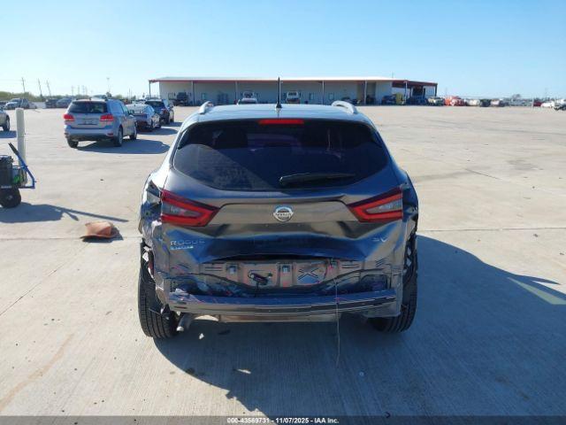 Nissan Rogue Sv Fwd Xtronic Cvt Image 2