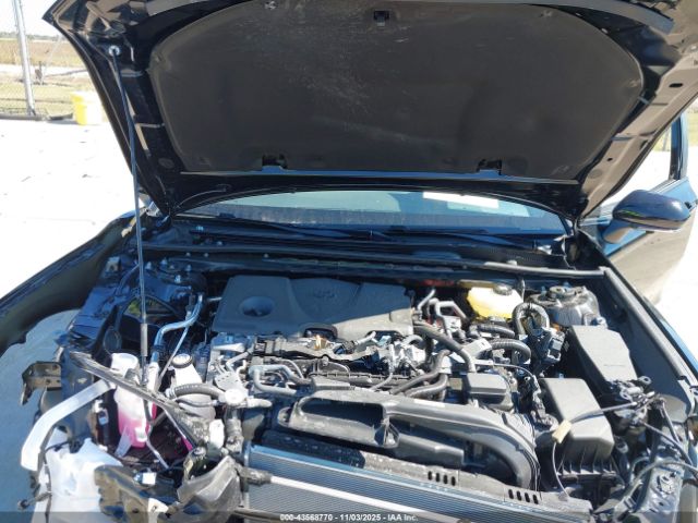 Toyota Camry Xse Image 9