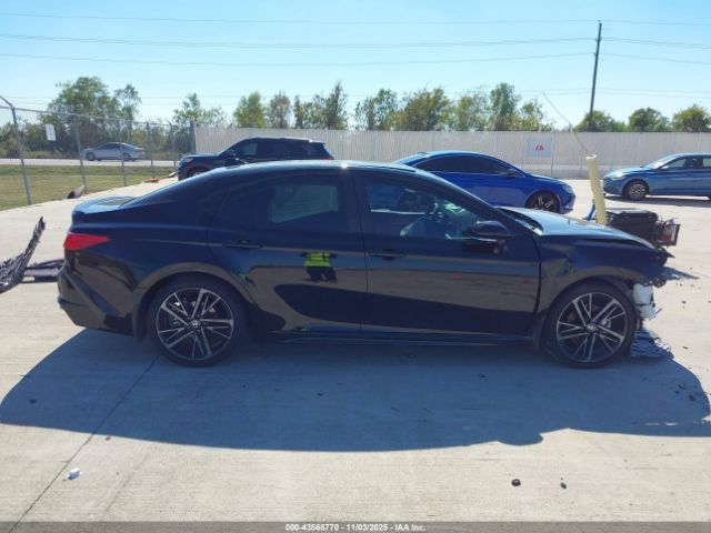 Toyota Camry Xse Image 10