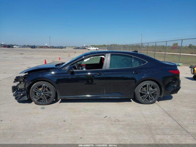 Toyota Camry Xse Image 11