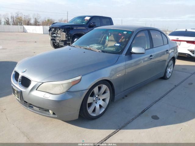 BMW 5 Series Image 12