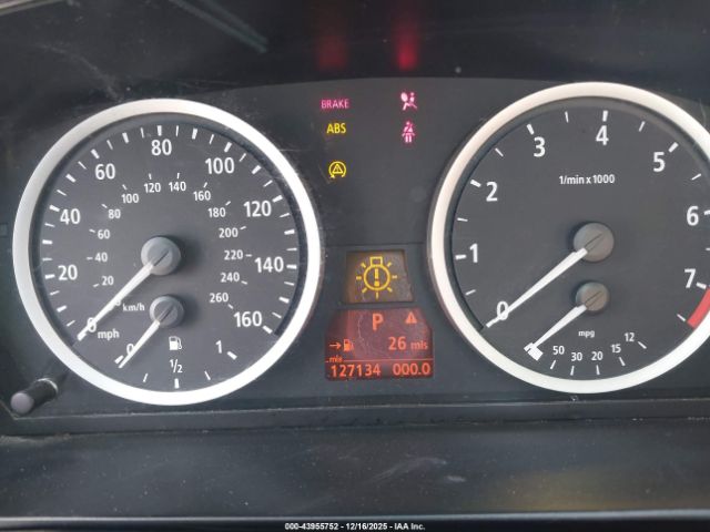 BMW 5 Series Image 5