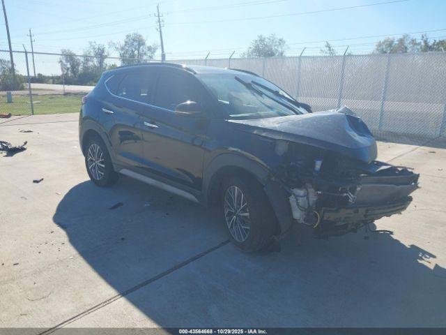  Salvage Hyundai TUCSON