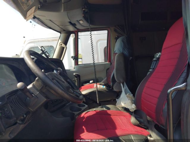 International Prostar Image 11