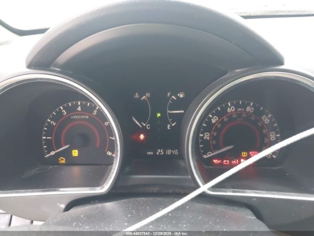 Toyota Highlander Base V6 Image 14