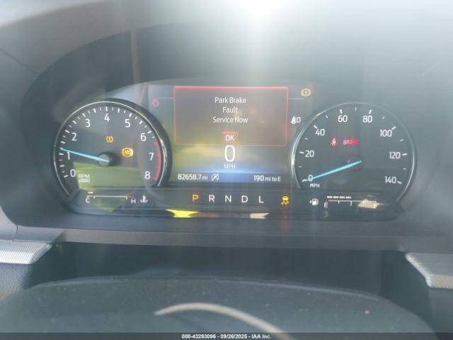 Ford Explorer Xlt Image 9