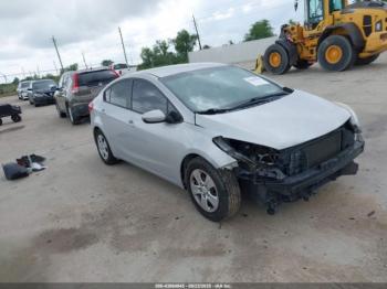 Salvage Kia Forte