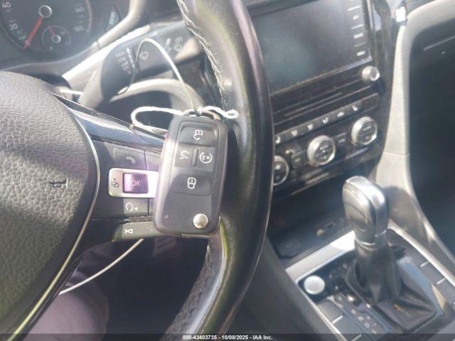 Volkswagen Passat 2.0t R-line Image 10