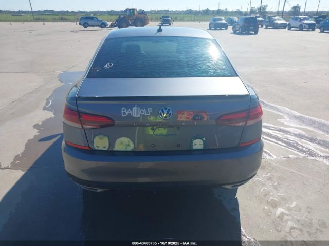 Volkswagen Passat 2.0t R-line Image 16