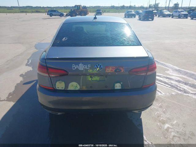 Volkswagen Passat 2.0t R-line Image 16