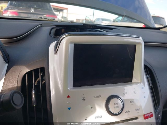 Chevrolet Volt Image 8