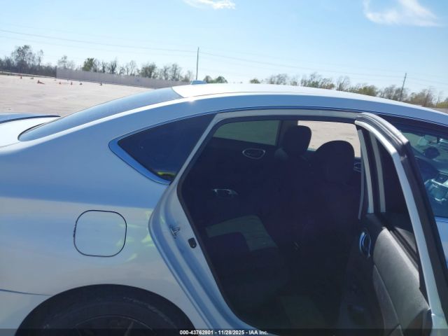 Nissan Sentra Sr Image 6