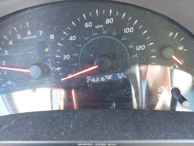 Toyota Camry Le Image 11