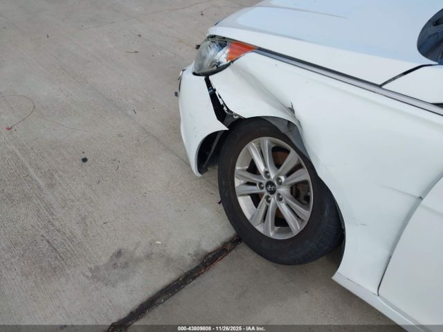 Hyundai SONATA Gls Image 6