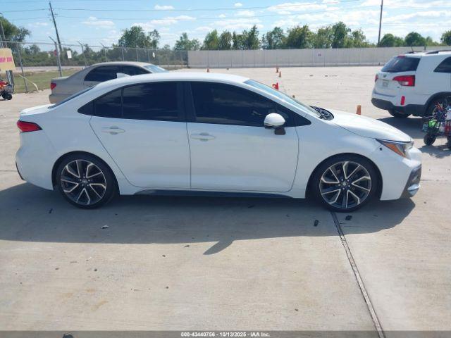 Toyota Corolla Se Image 5