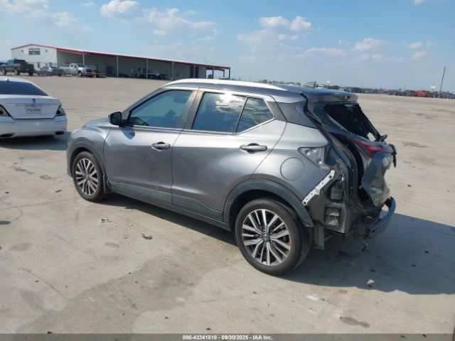 Nissan Kicks Sv Xtronic Cvt Image 3