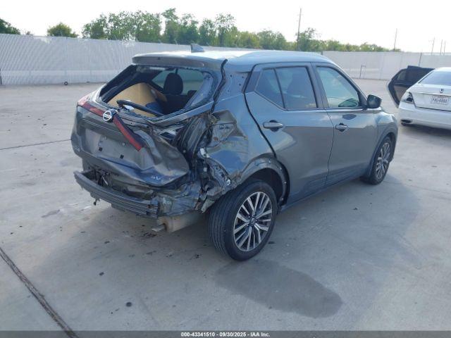 Nissan Kicks Sv Xtronic Cvt Image 2