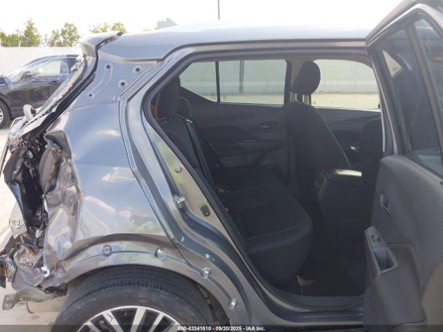 Nissan Kicks Sv Xtronic Cvt Image 9
