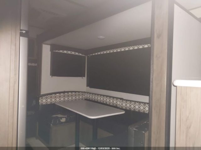 Avenger Travel Trailer Image 9