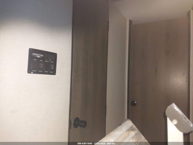 Avenger Travel Trailer Image 10