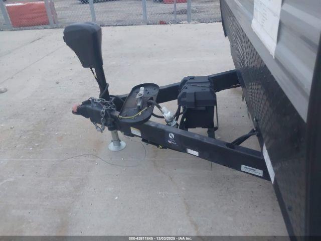 Avenger Travel Trailer Image 11