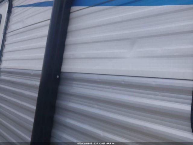 Avenger Travel Trailer Image 6