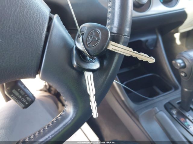 Toyota Camry Se V6 Image 4