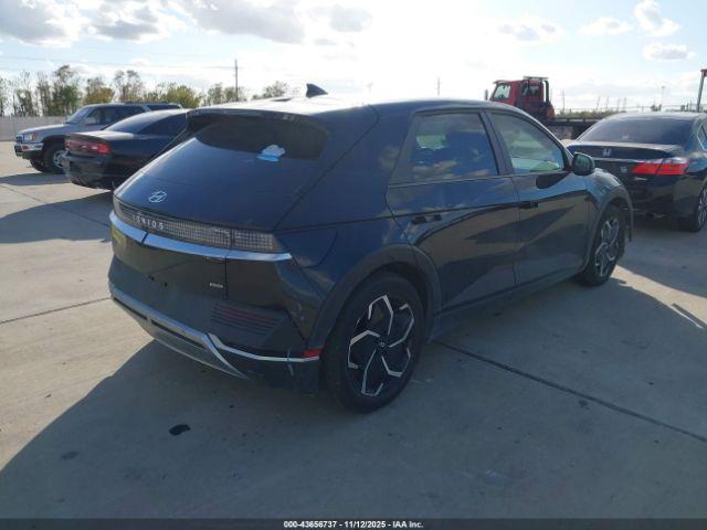 Hyundai Ioniq Sel Image 10